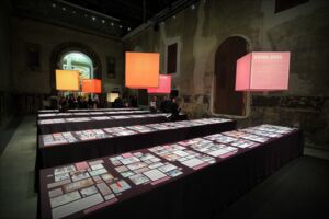 Exposition "Vu de l'intérieur : habiter un immeuble en Ile-de-France de 1945 à 2010", par Sabri Bendimérad et Monique Eleb